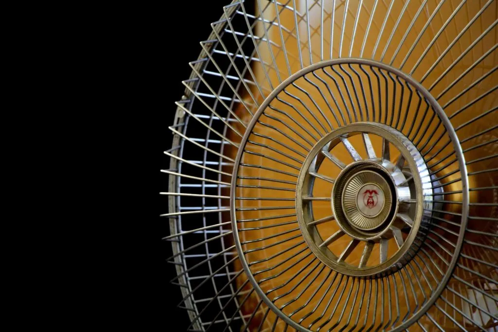 common heat pump problems, fan